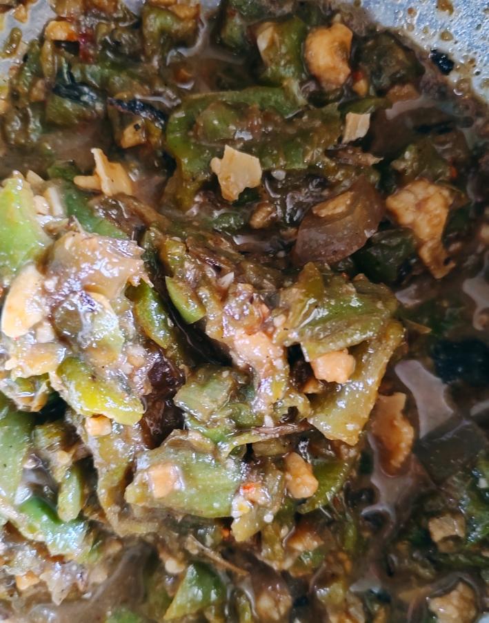 我很丑 但我很下饭