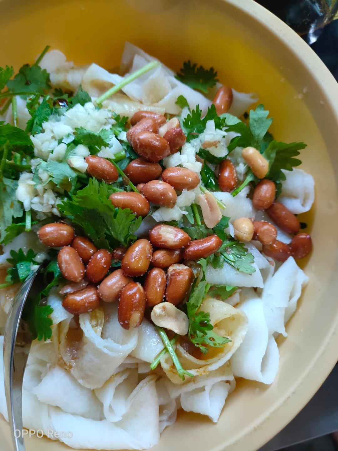 凉皮-家庭自制（告诉你自己做更劲道的秘诀）