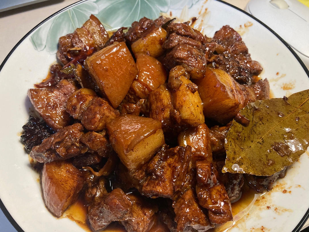 不焯水不放油的家常红烧肉