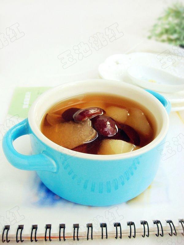 自制秋季润燥清热茶——雪梨红枣茶的做法
