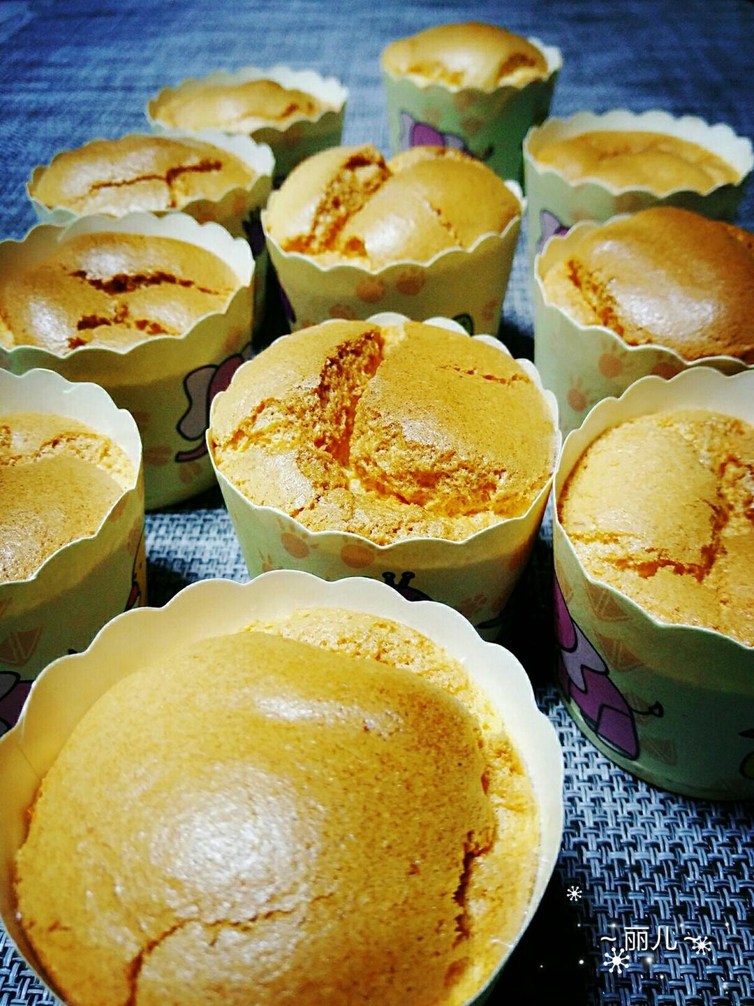 不回缩杯子蛋糕cupcake