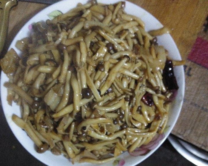 蘑菇炒肉