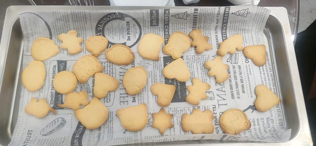 小朋友们超爱的卡通小饼干