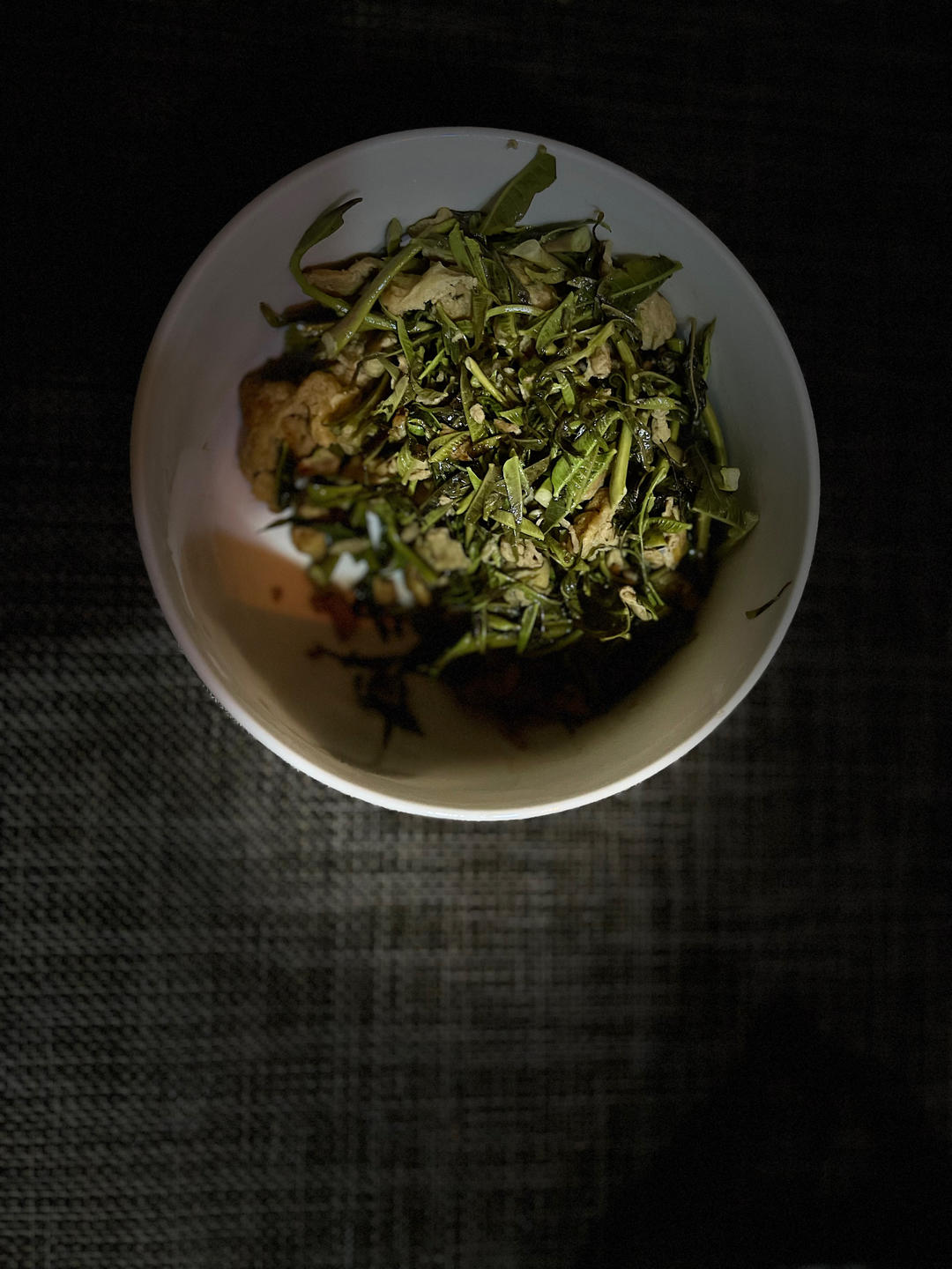香椿芽炒鸡蛋