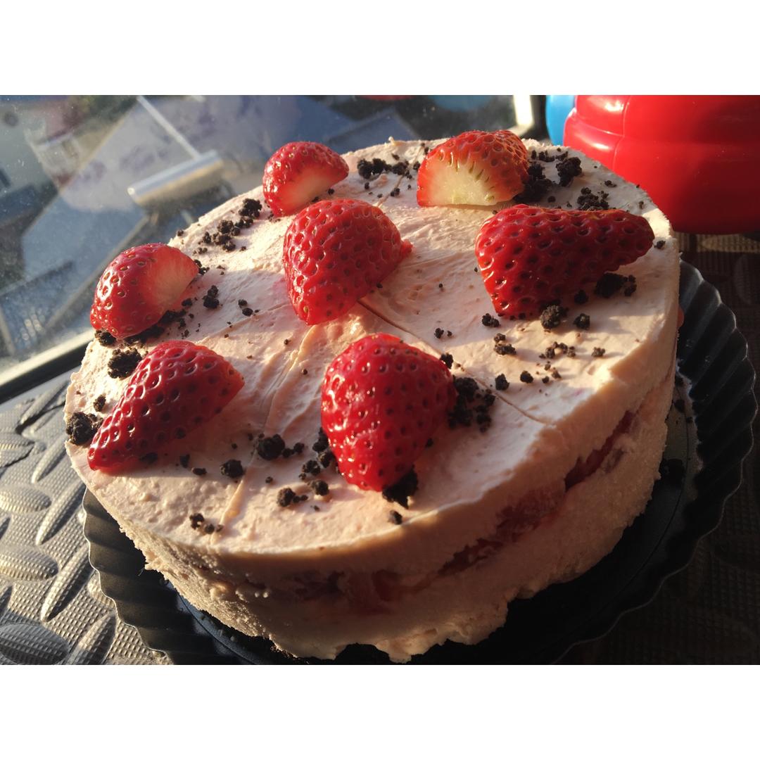 《Tinrry下午茶》教你做草莓芝士慕斯（6寸配方）