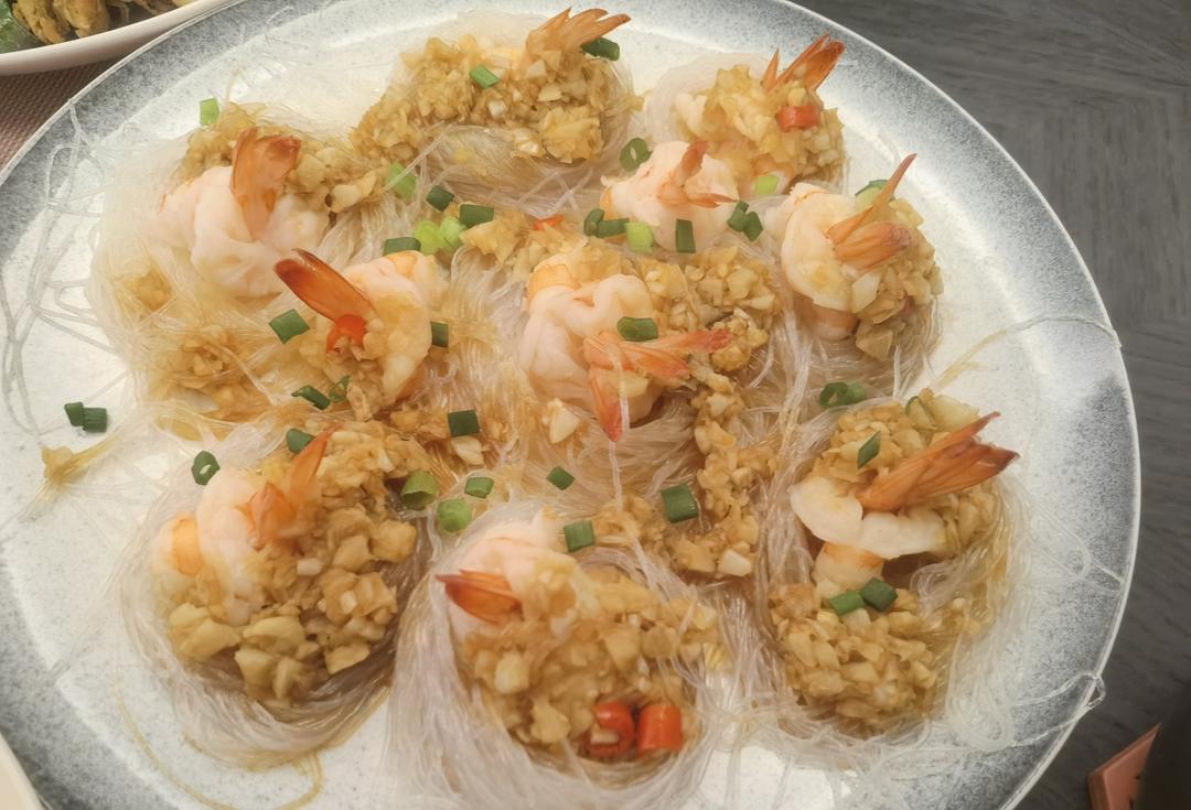 蒜蓉粉丝蒸虾