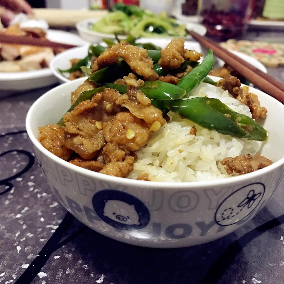 农家小炒肉【记忆中勾魂的油汤】