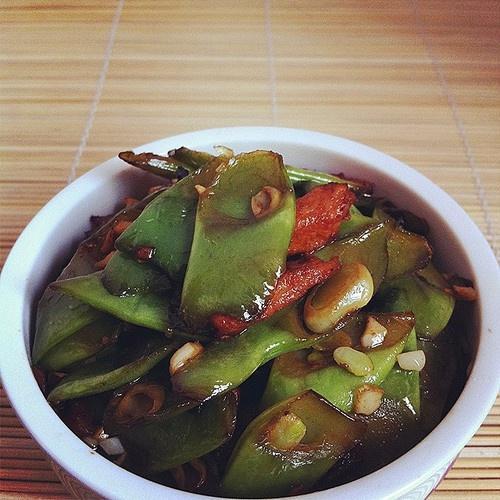 油豆角炒肉的做法