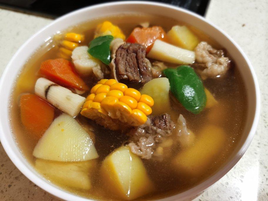 牛蹄筋煨萝卜🥕(原味)