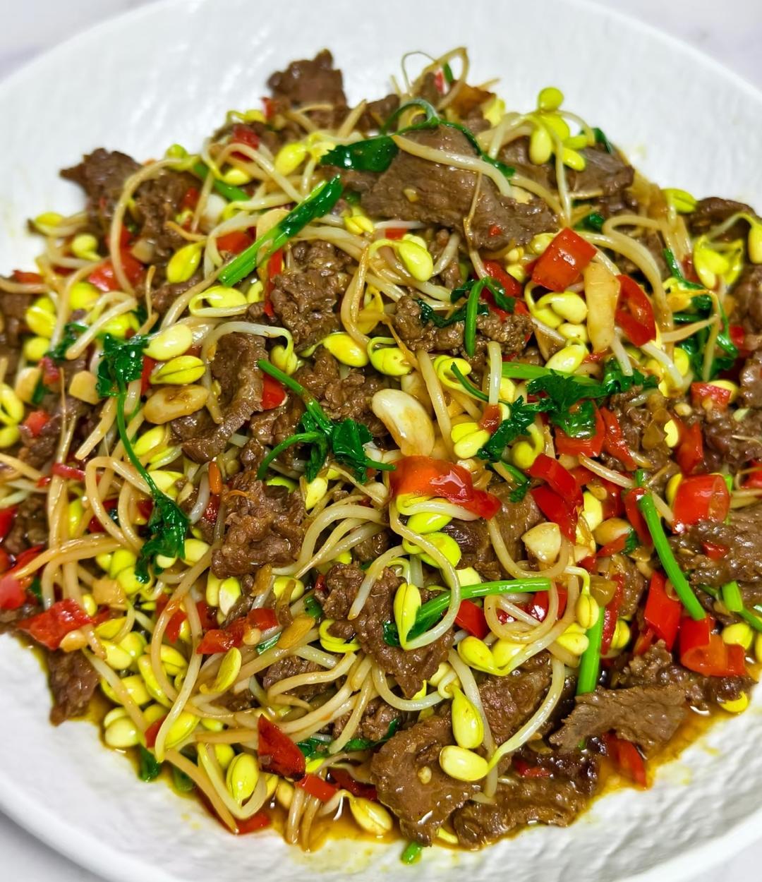 黄豆芽炒牛肉