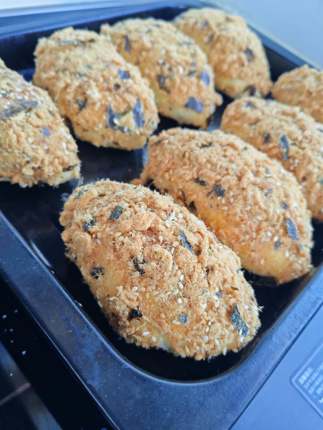 一个面团就能撑起一家店的台式面包—肉松包