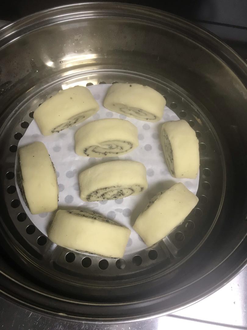 牛奶鸡蛋刀切馒头