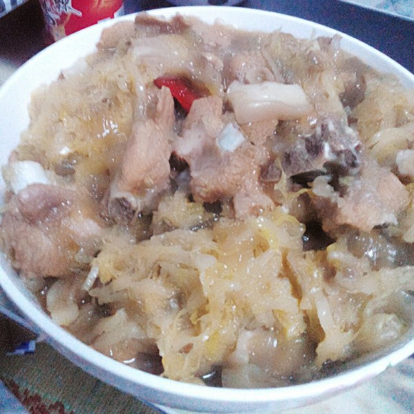 酸菜猪肉炖粉条