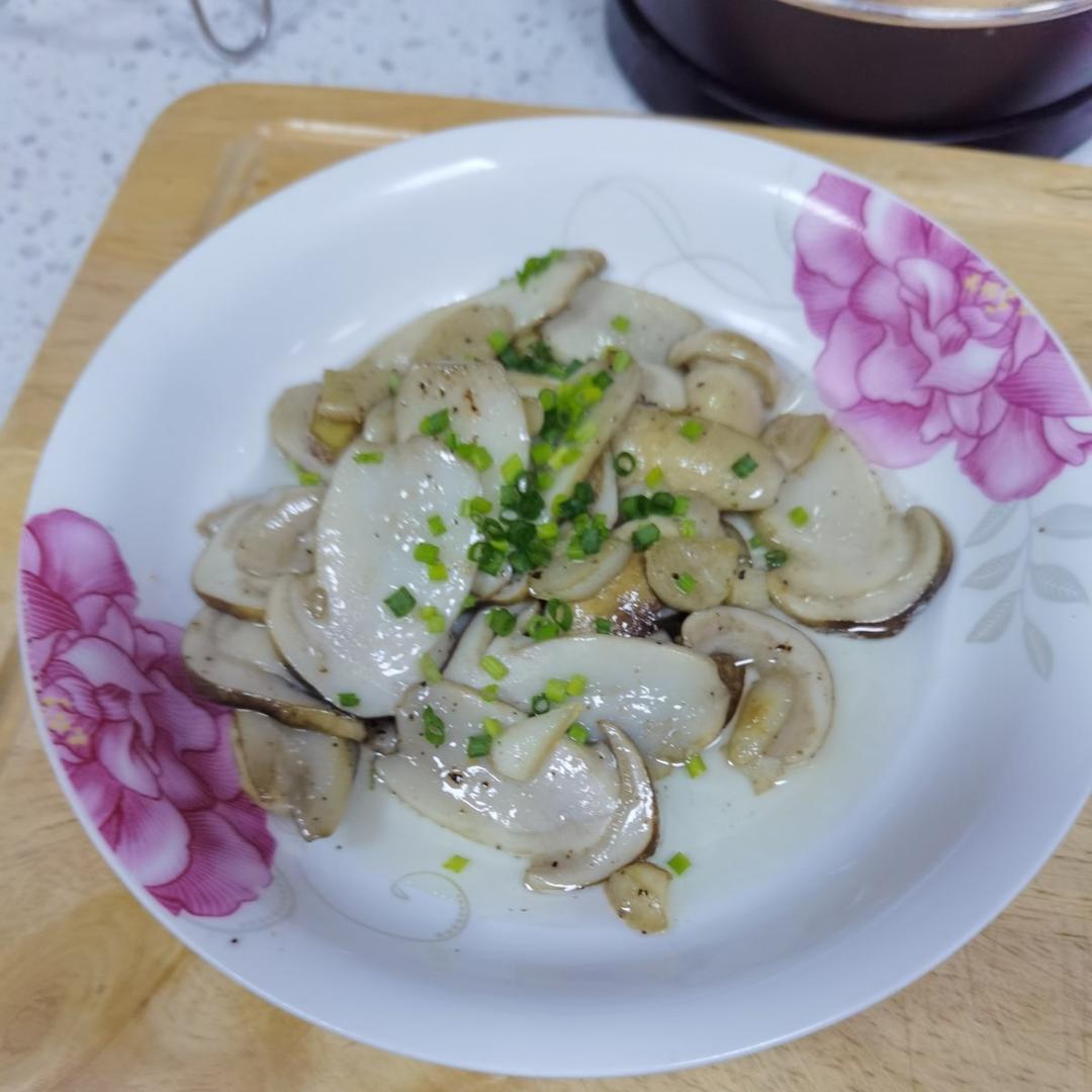 不需要黄油的赤松茸