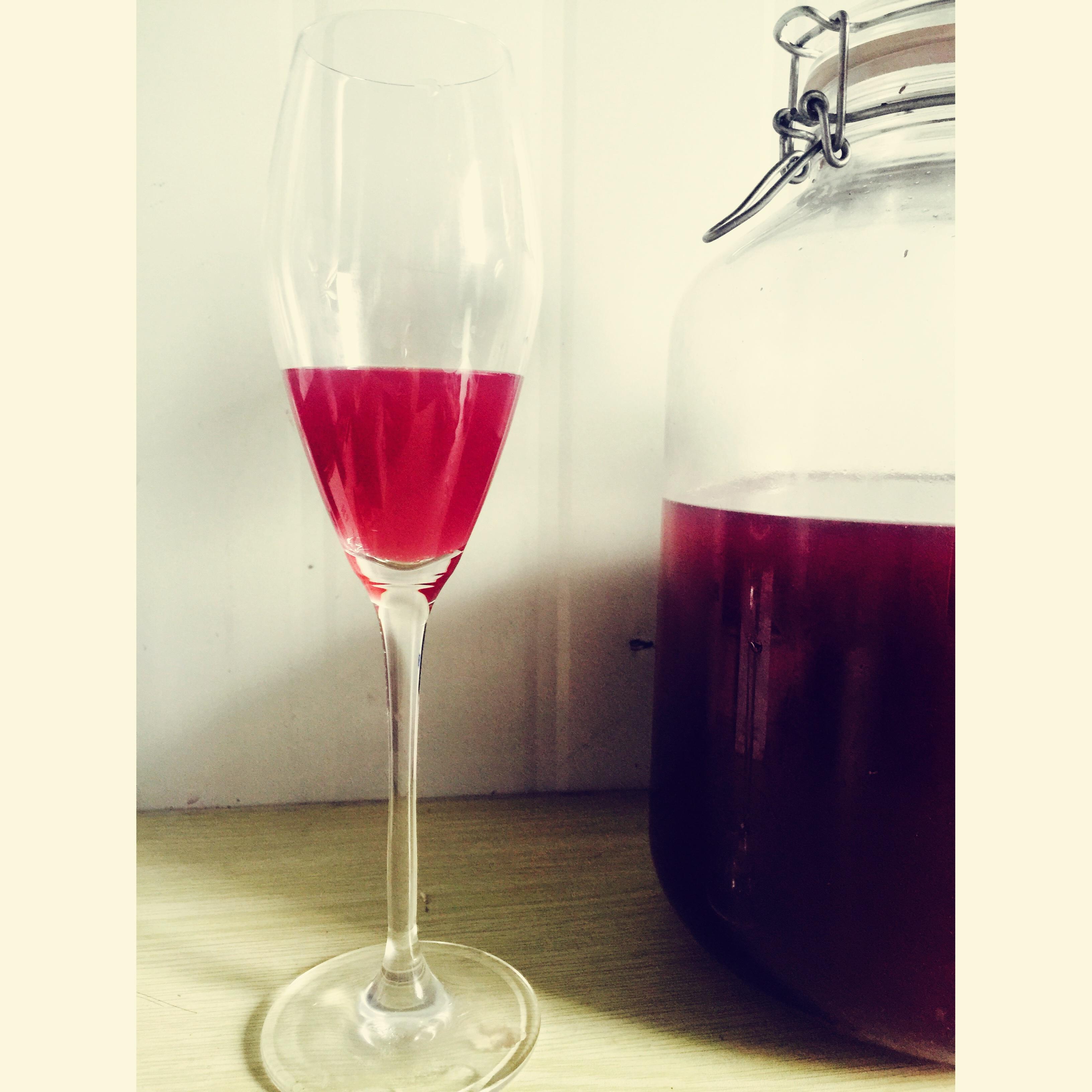 酿制纯天然葡萄酒的做法