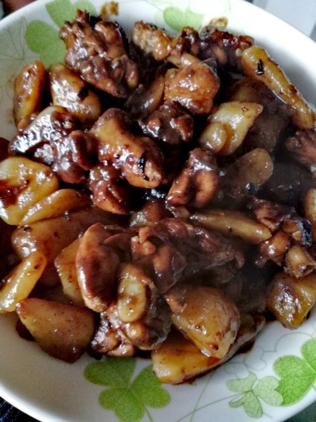 土豆焖鸡腿