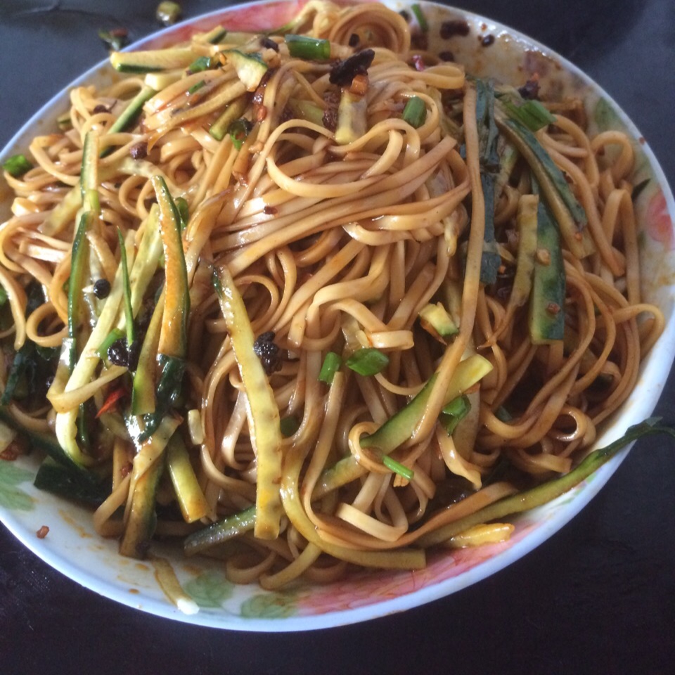 香辣凉拌面