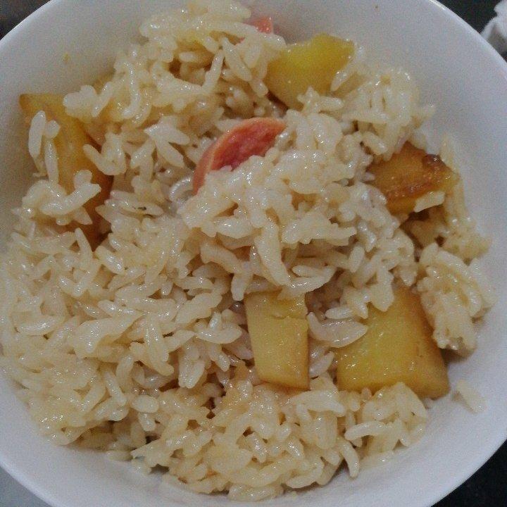 土豆焖饭（电饭锅版）