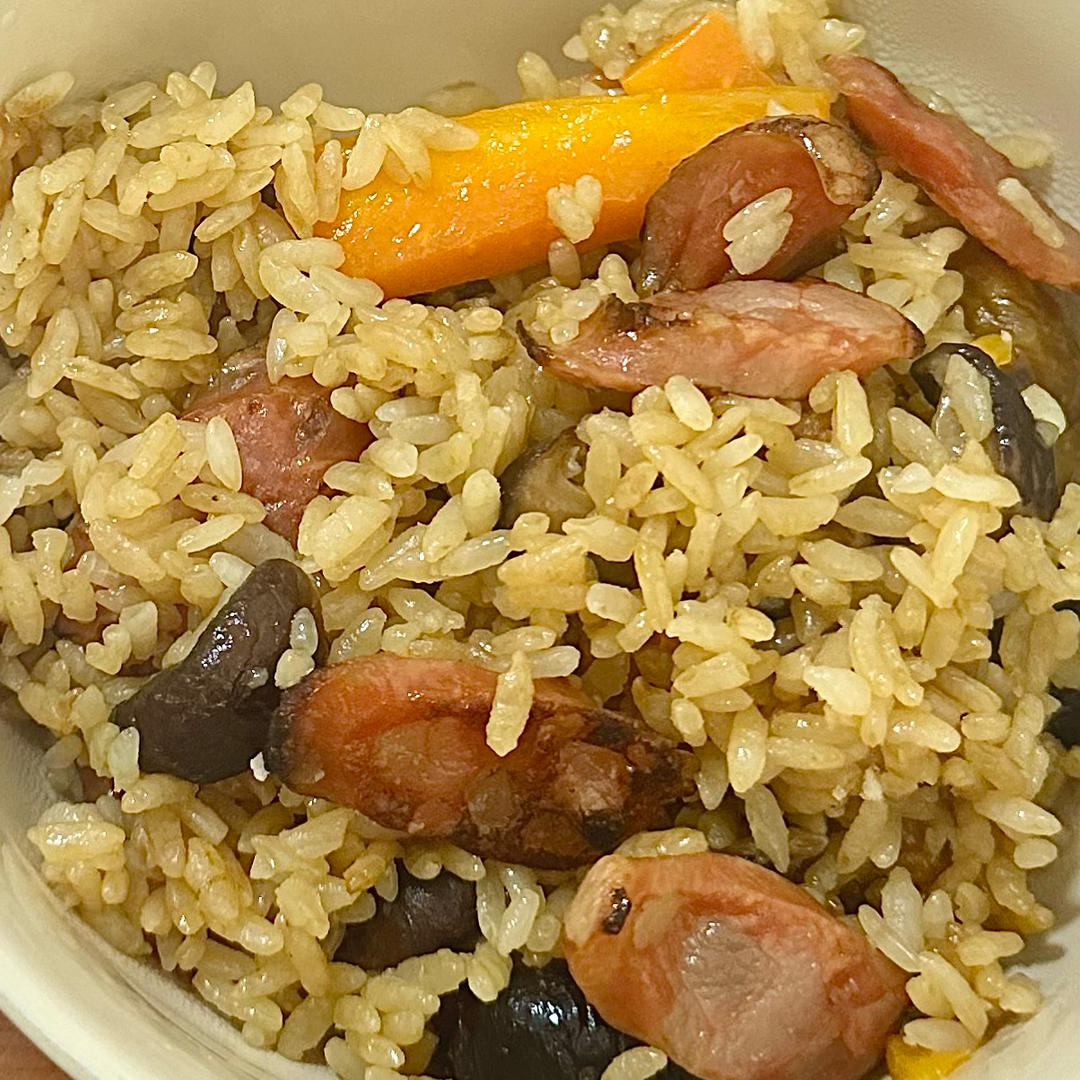 ✅挑战365 天晚餐不重样第147天:栗子芋头腊肠焖饭‼️的做法