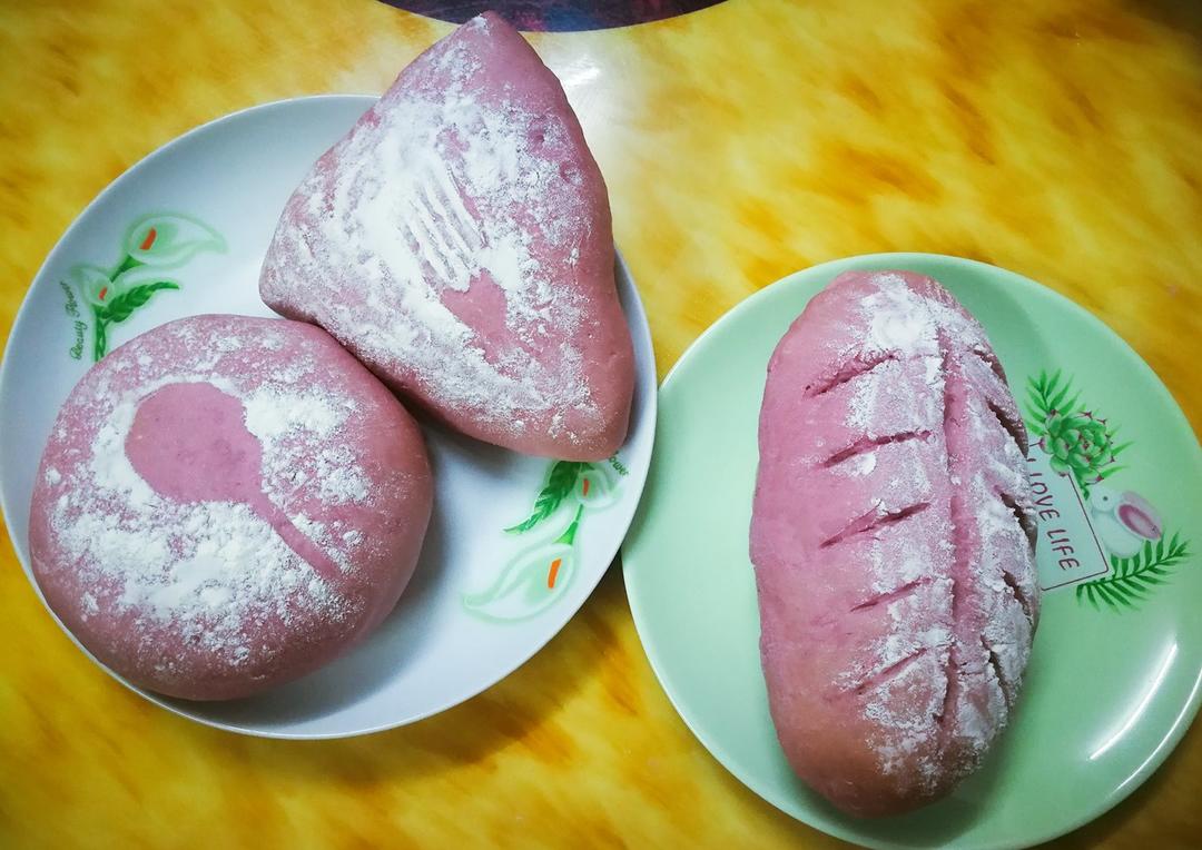 火龙果麻薯欧包