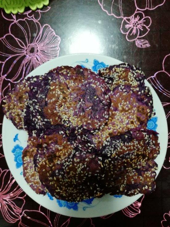 紫薯芝麻饼