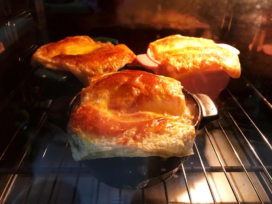 酥皮奶油蘑菇汤