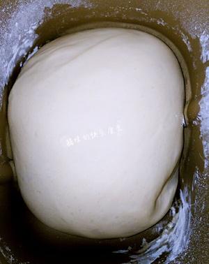 椰蓉千层面包的做法 步骤3