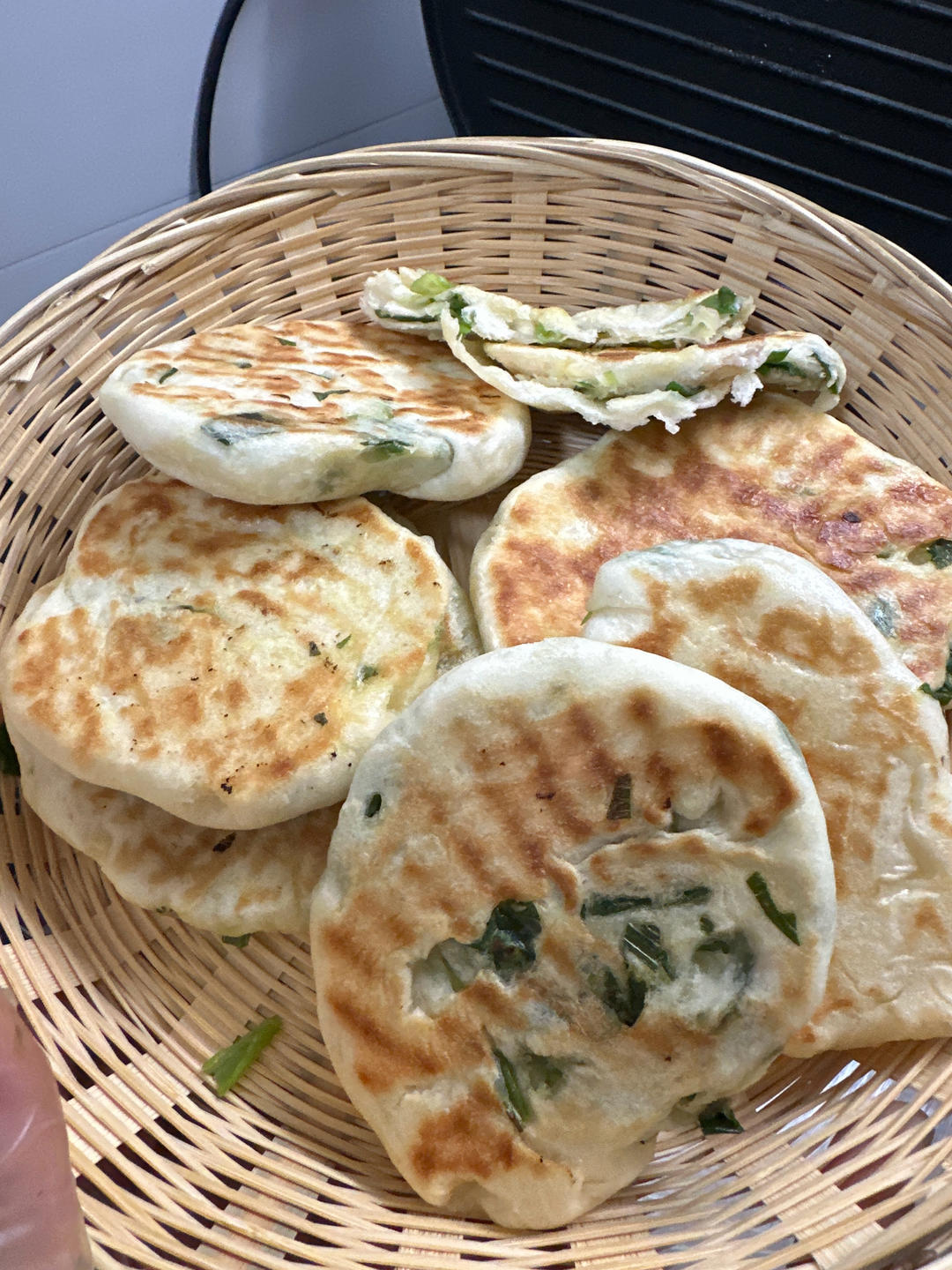 发面葱花饼（蓬松暄软）