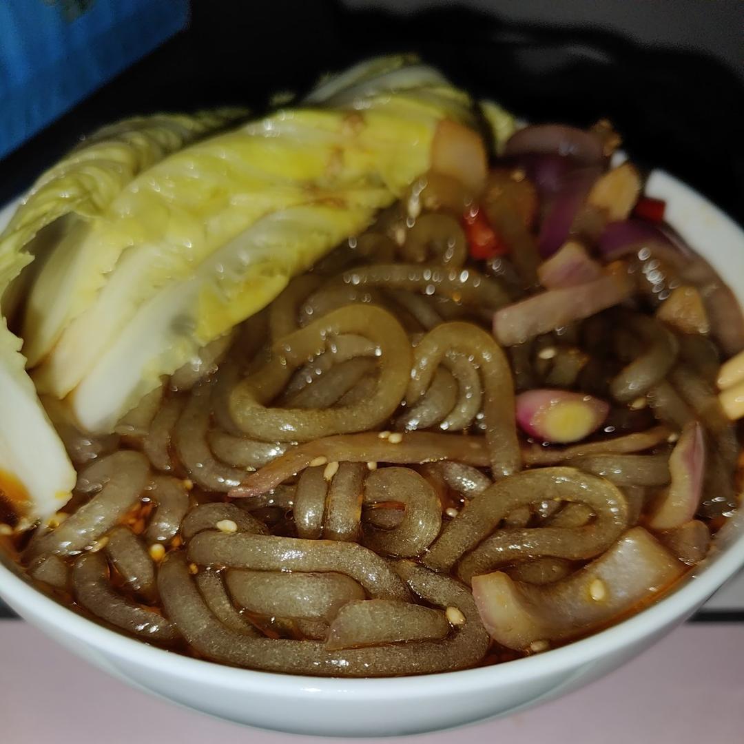 我被自己做的酸辣粉征服了！小白也毫无压力！