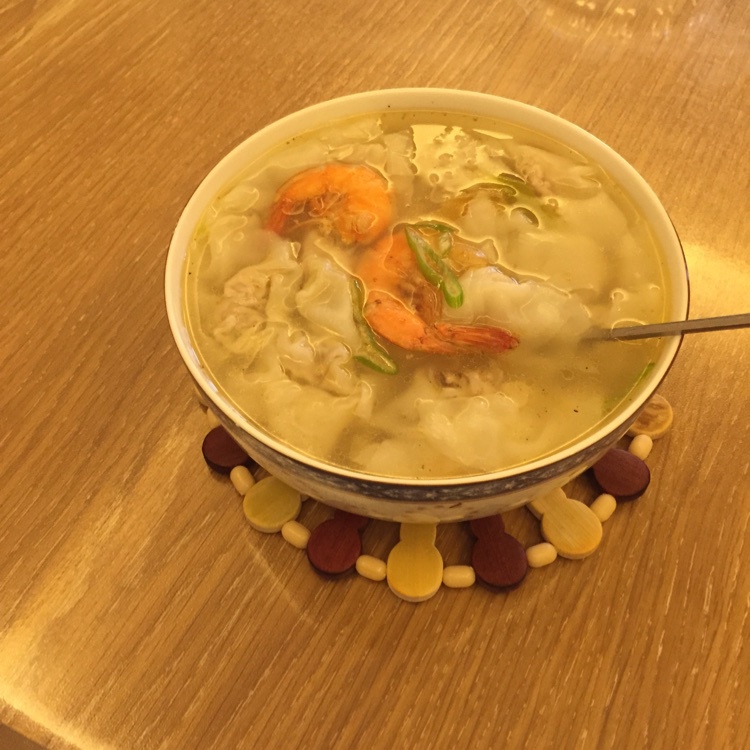 鲜虾小馄饨