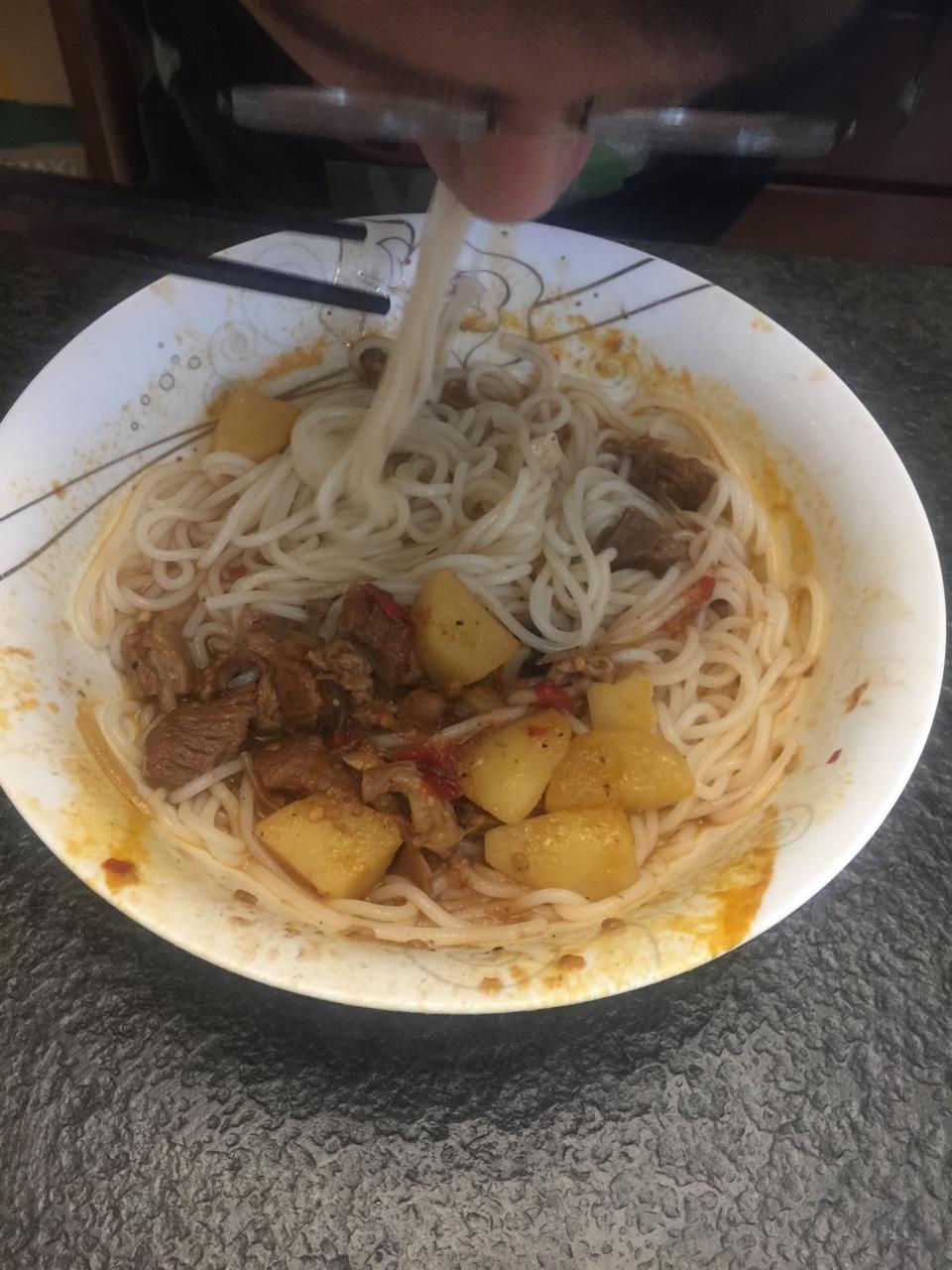 筋头巴脑