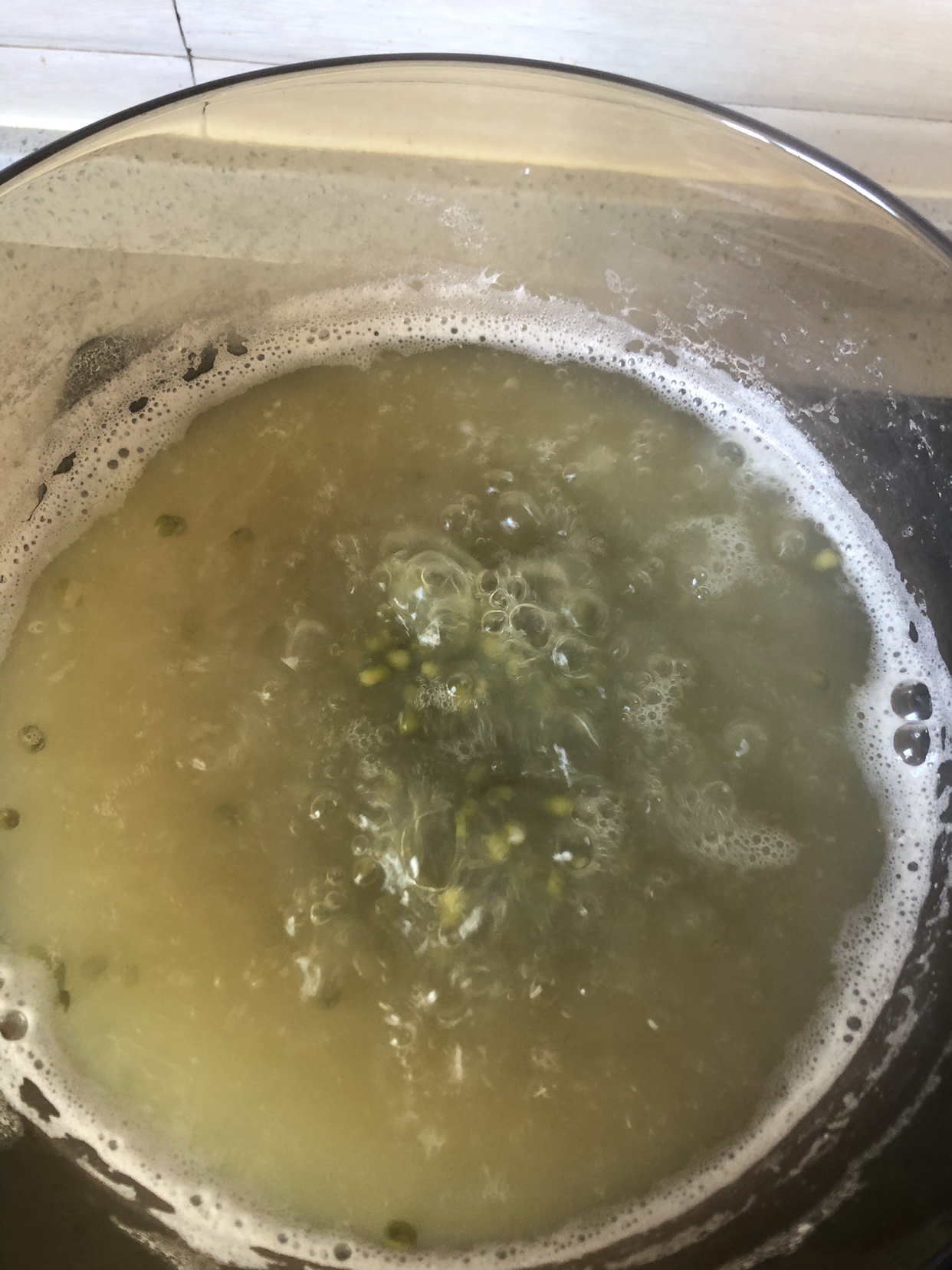 解暑降温绿豆海带汤（糖水）的做法 步骤1