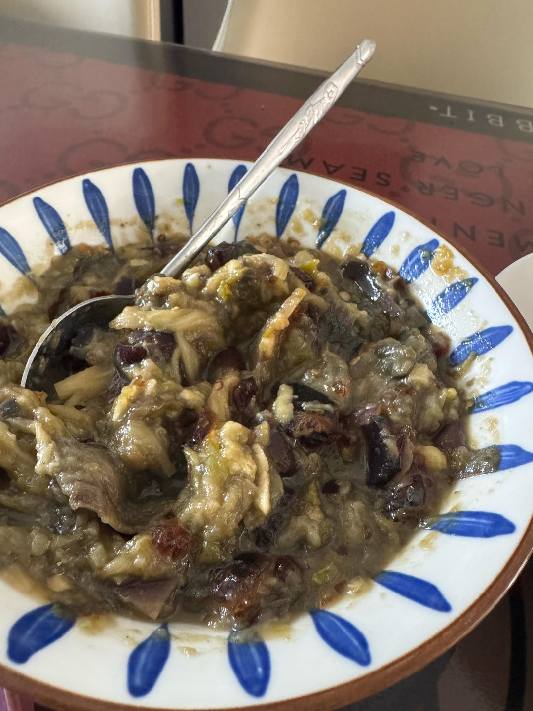 擂辣椒皮蛋茄子