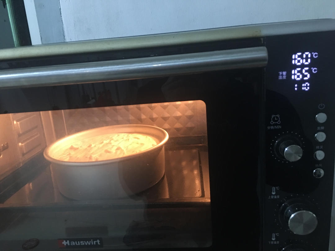 戚风蛋糕胚（含四寸、五寸、六寸、八寸、十寸戚风蛋糕配方）