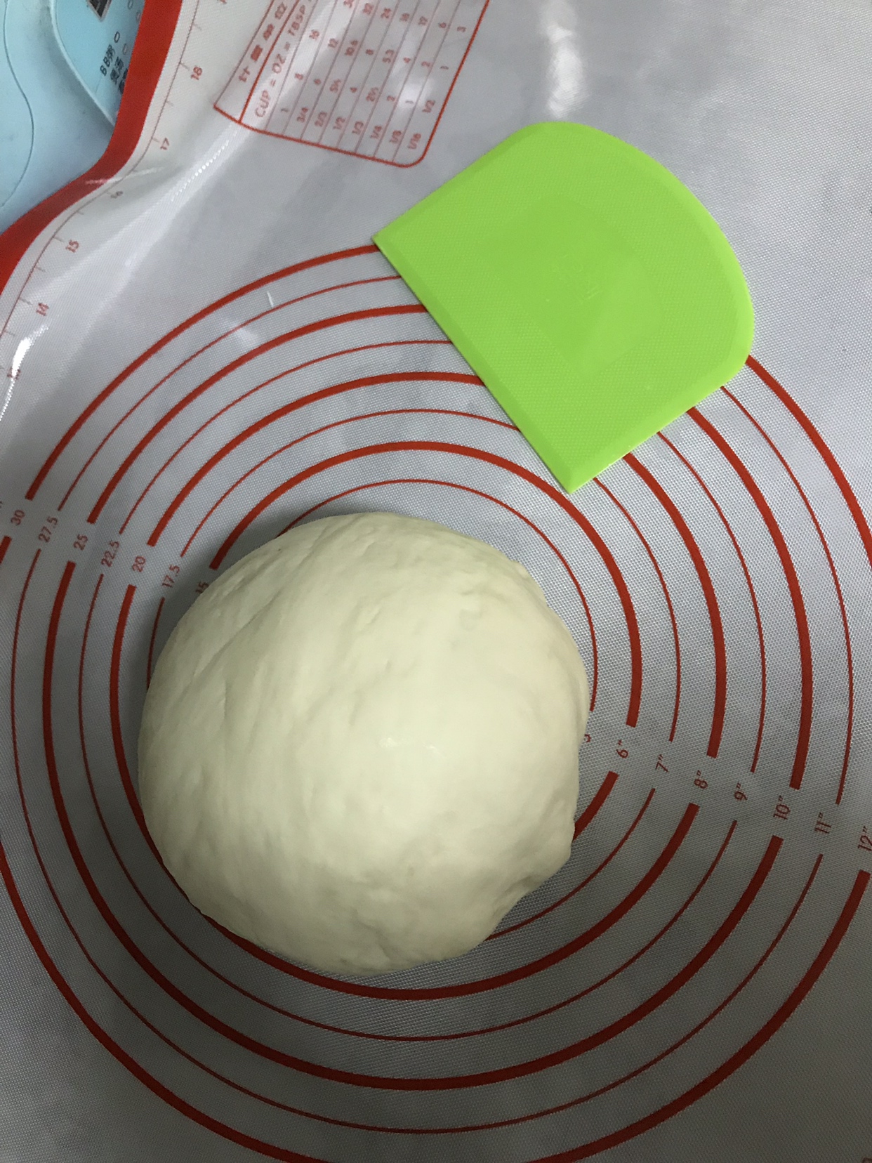 自制牛奶馒头（面包机和面）的做法 步骤8
