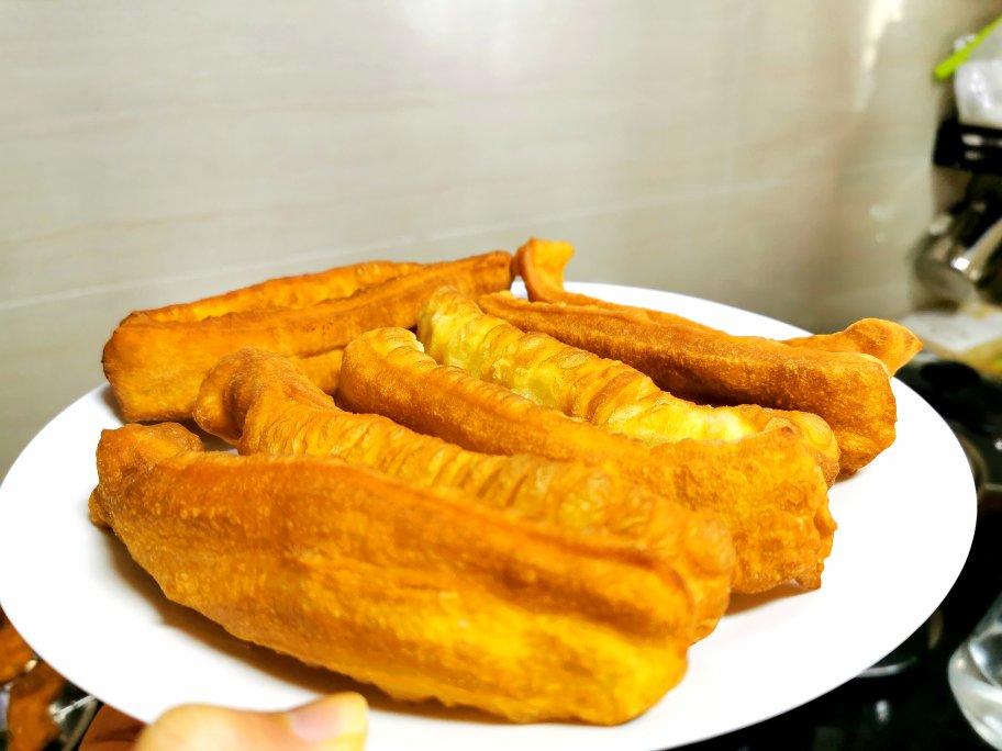 酥软小油条（早餐）
