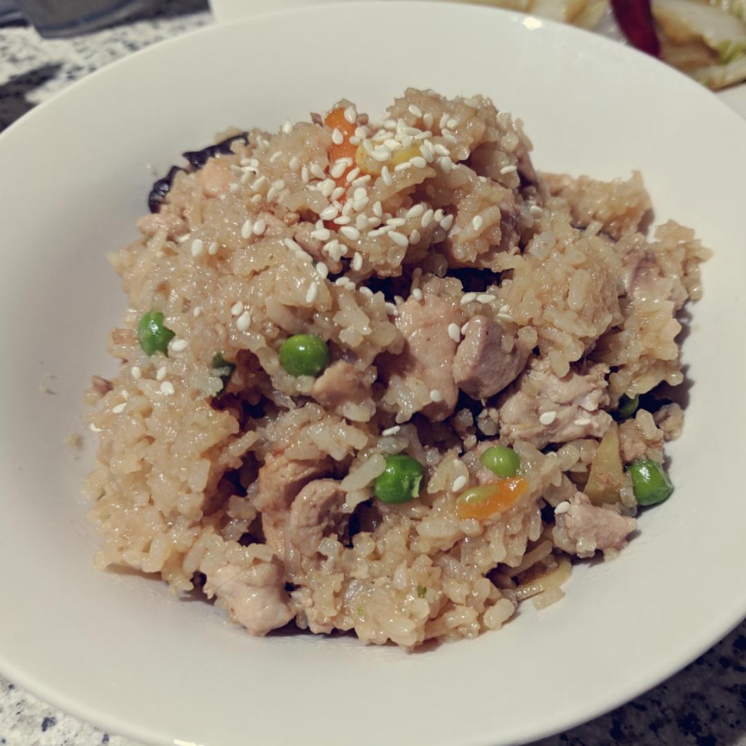 香菇鸡肉焖饭