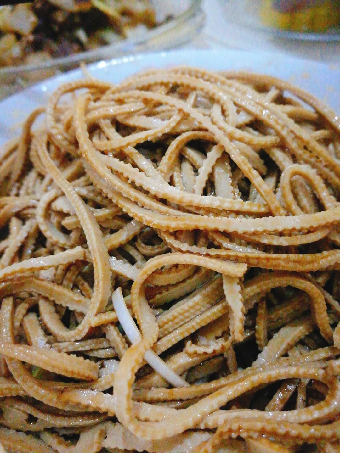 炝拌豆腐丝