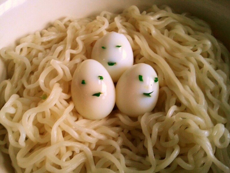 饥饿的小鸟面条