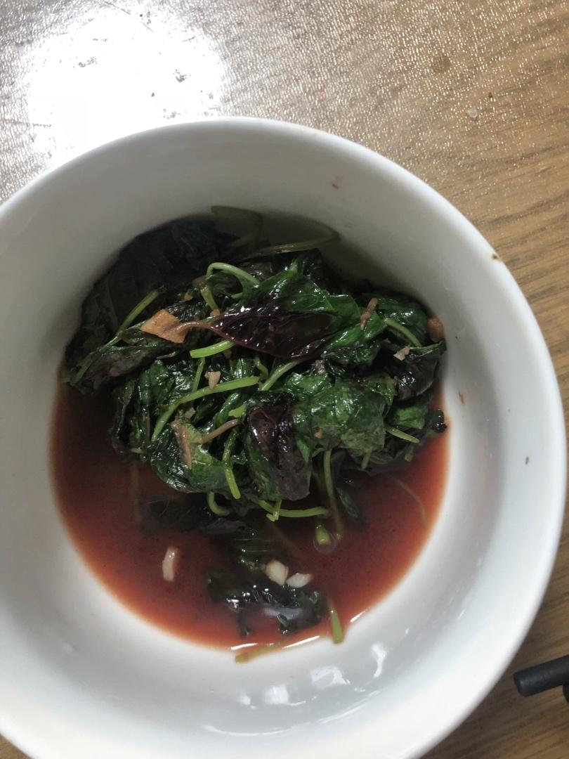 清炒红苋菜（简单菜也有窍门，一看就明白）