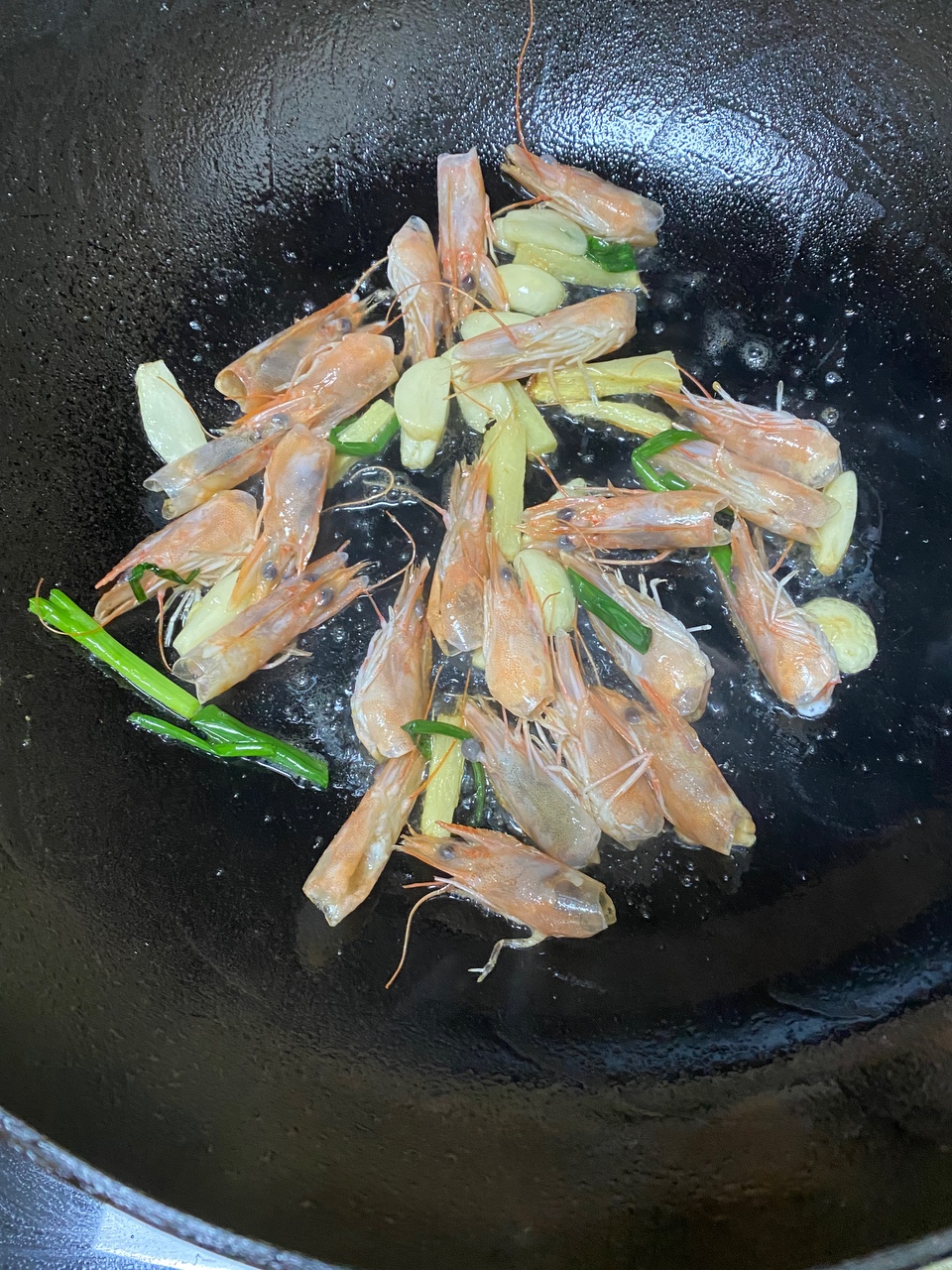大虾白菜粉丝煲的做法 步骤6