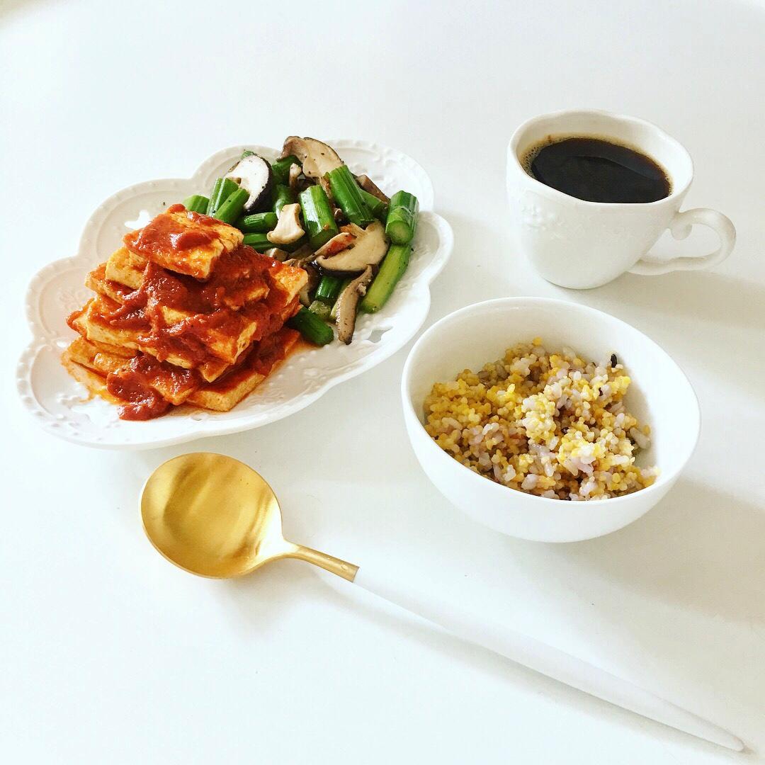 番茄烧老豆腐( Stewed Bean Curd with Tomato)
