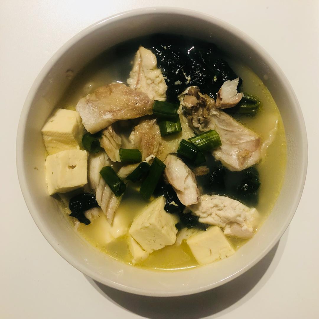 鱼头豆腐汤