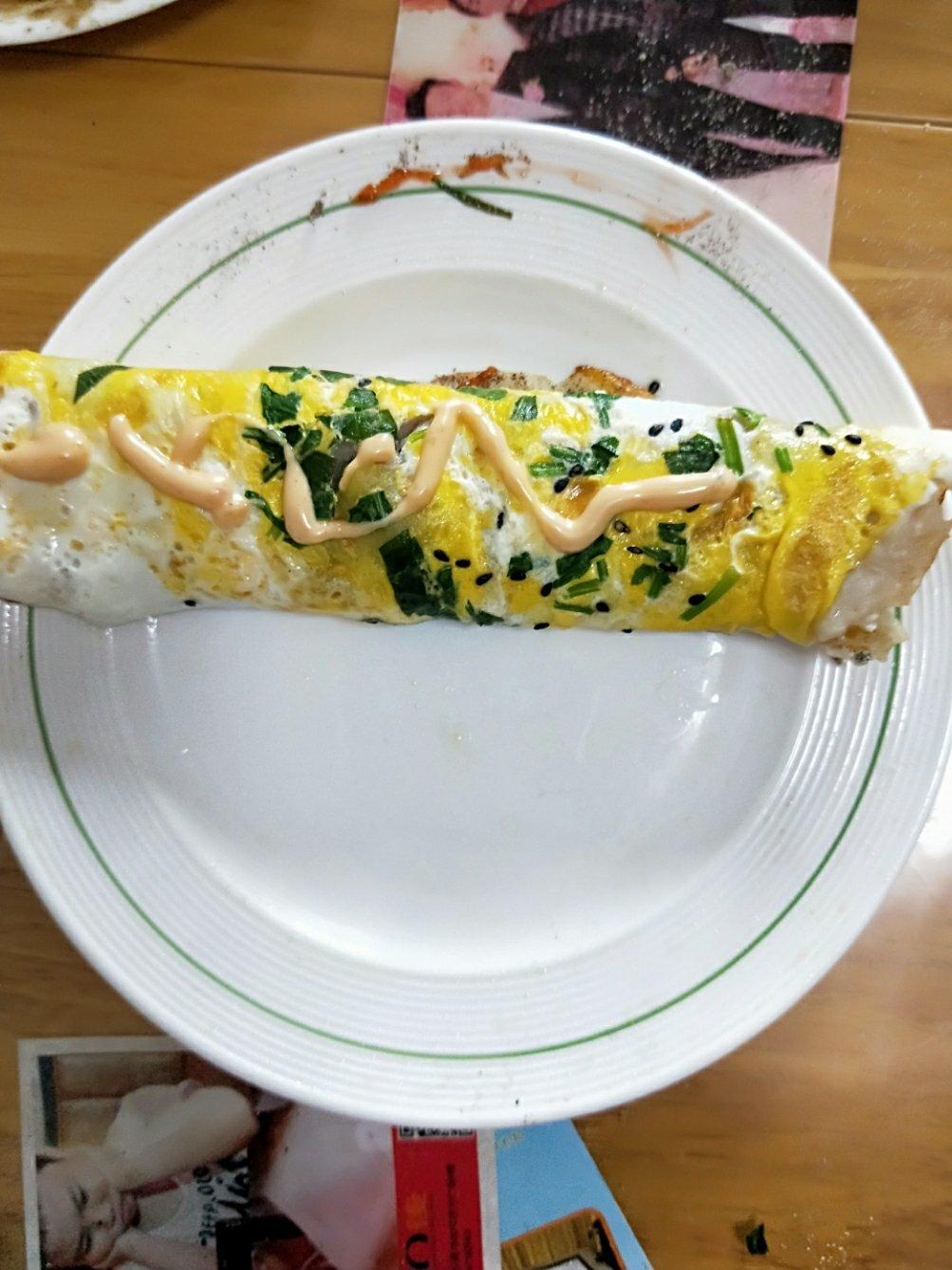 鸡蛋蔬菜卷饼