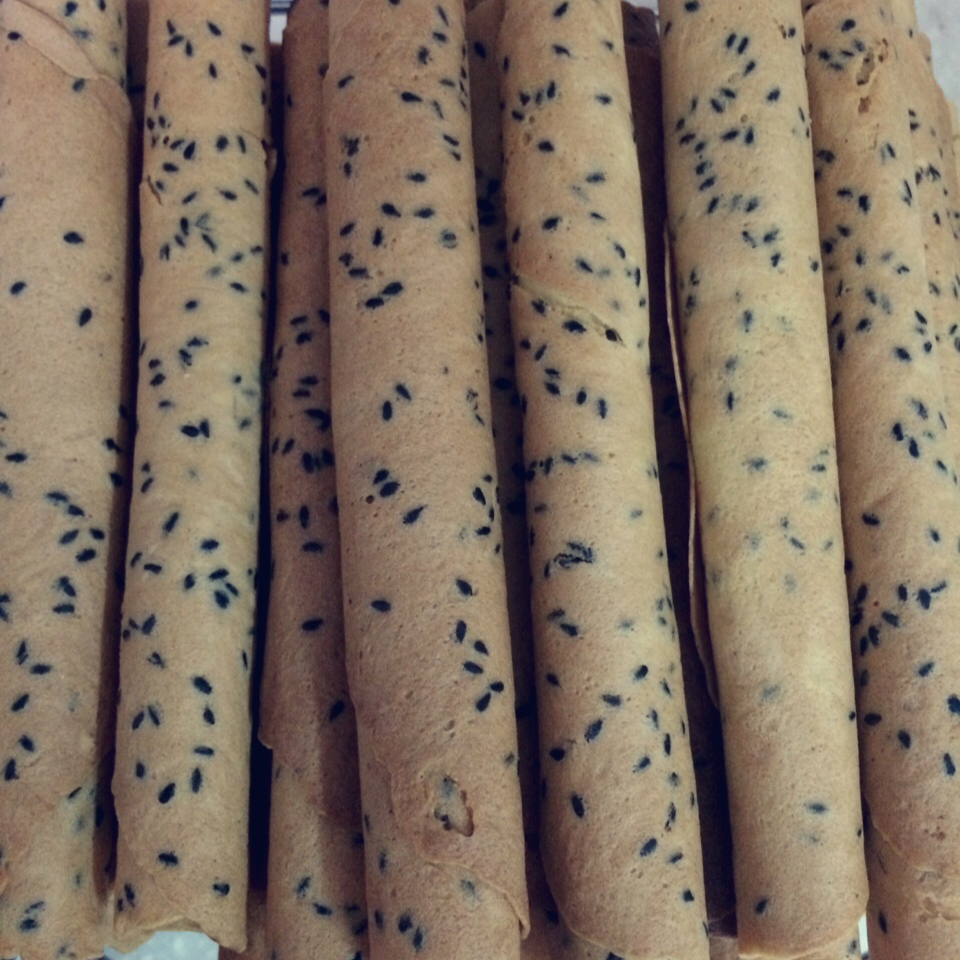 雨儿-69做的黑芝麻蛋卷