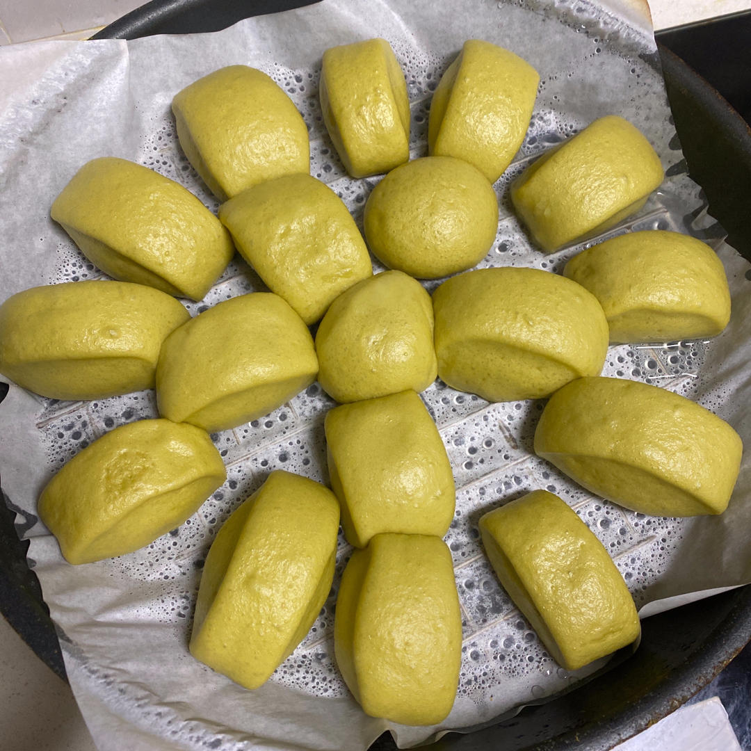 一发奶香小馒头，口感特别好！