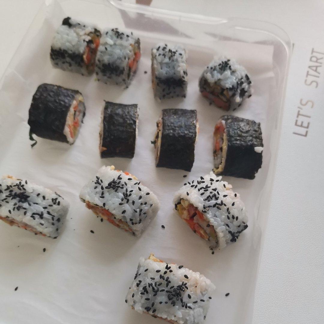 日式正宗寿司卷