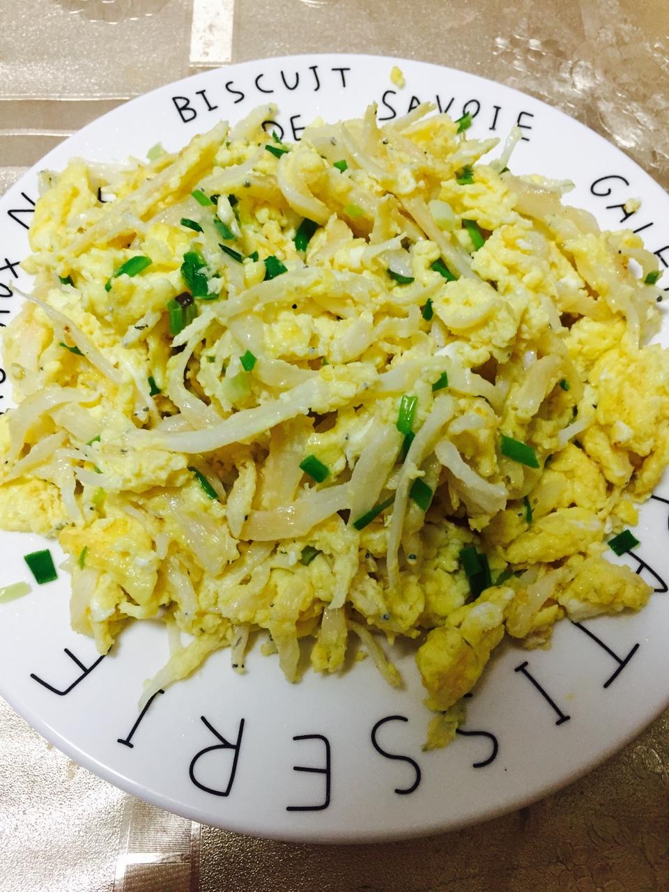 米奇的气球做的银鱼干炒蛋[云上古村银鱼干·山川湖海]