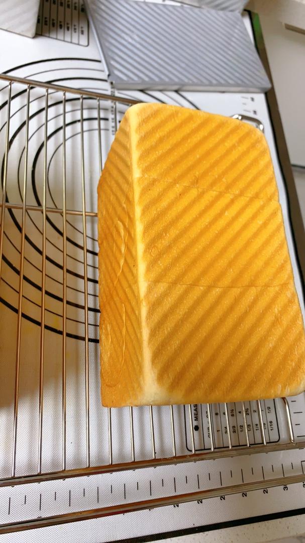 吐司，奶香手撕面包，超级香浓