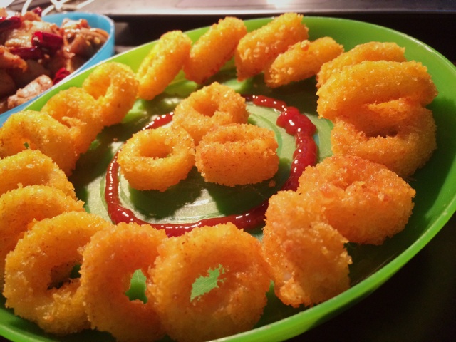 雪儿娘做的炸鱿鱼圈